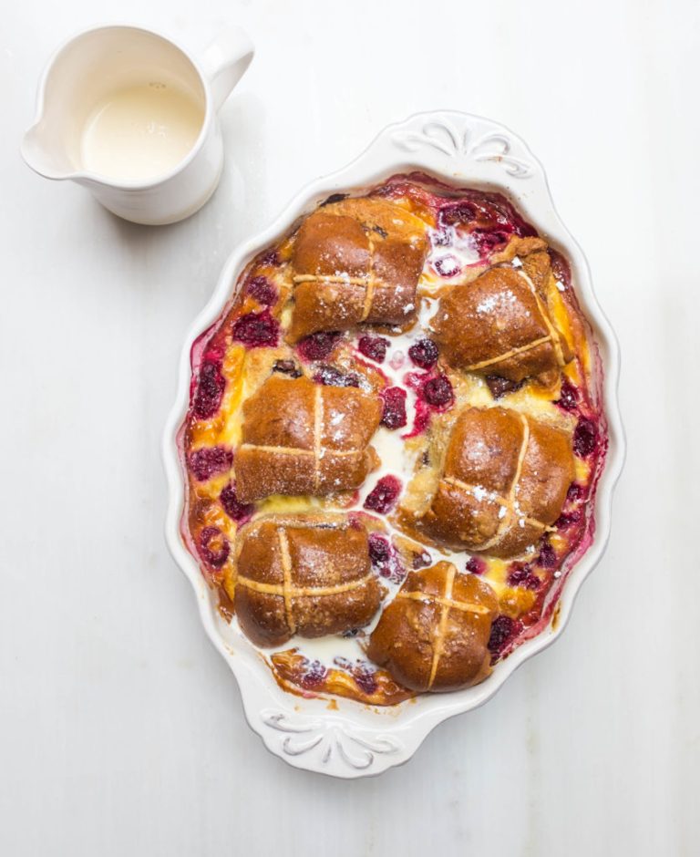 NUTELLA HOT CROSS BUN PUDDING