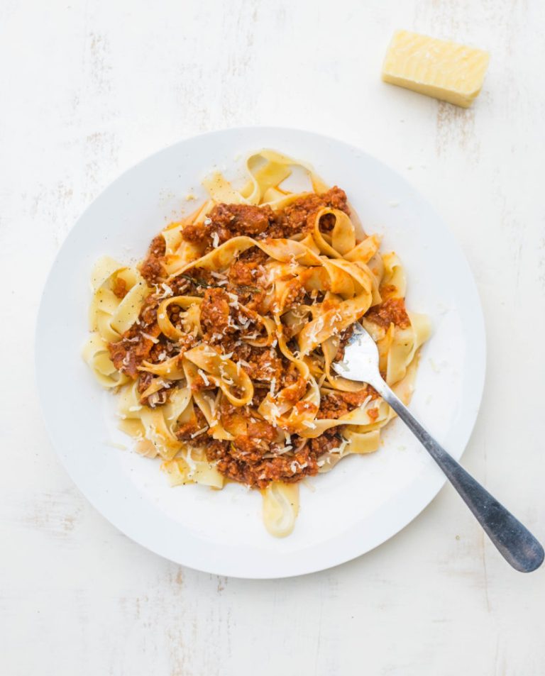 THE BERNARDI SPAGHETTI BOLOGNESE